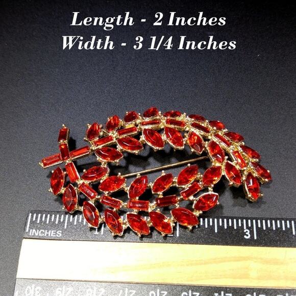 Large Vintage Red Rhinestone Leaf Spray Brooch, 3 1/4 Inches, 1990s - Picture 5 of 7